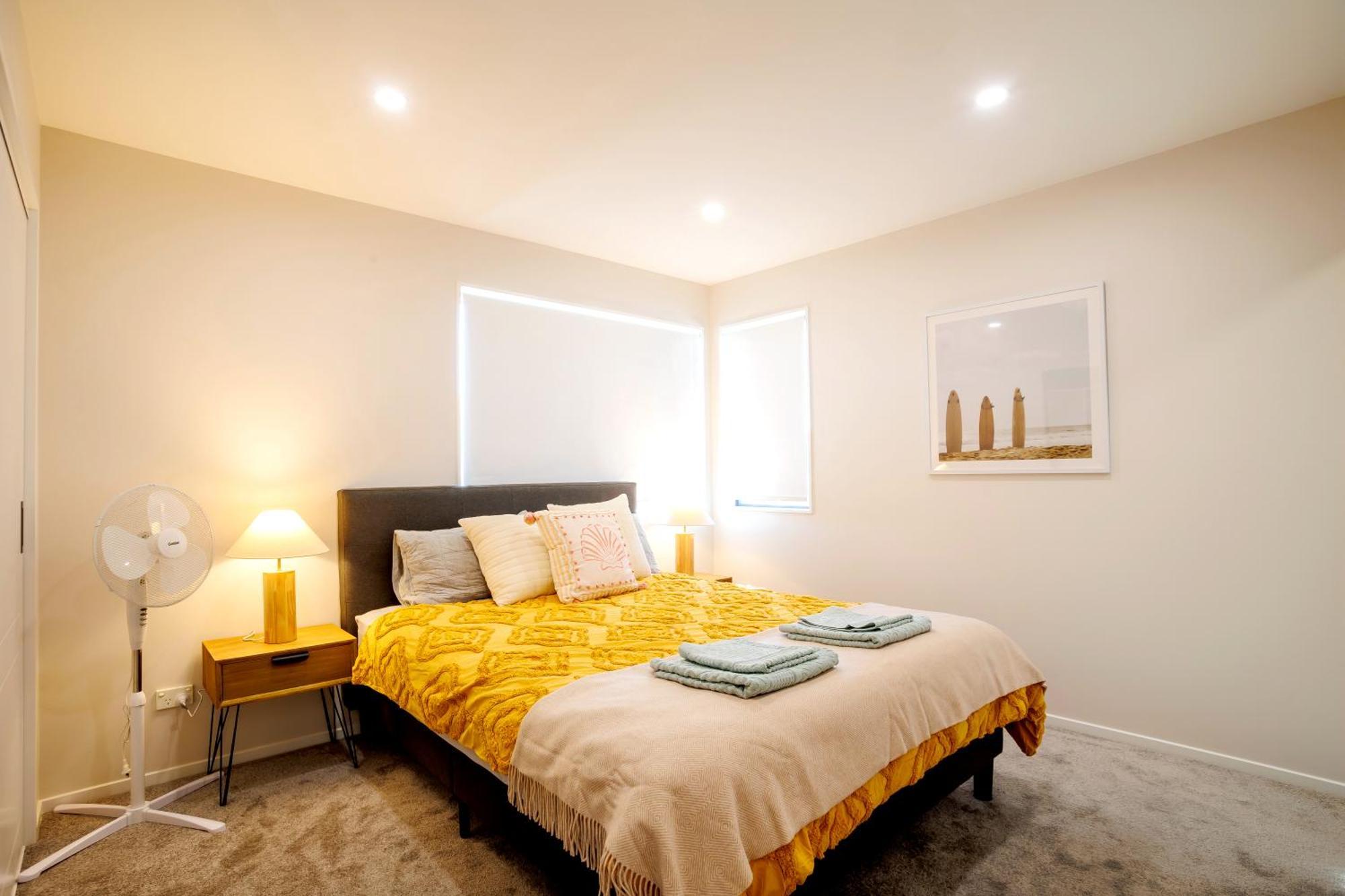 Stylish 4br Home, Netflix, Walk To Eateries And Schools Villa